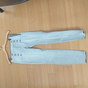 Skinny jeans sailor button